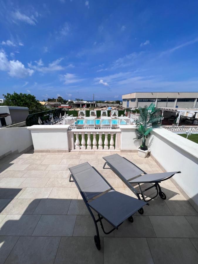 La Palazzina Bed & Breakfast Bed and breakfast