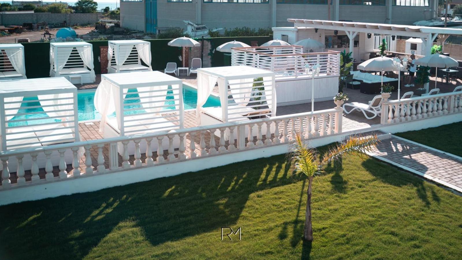 La Palazzina * Porto Cesareo